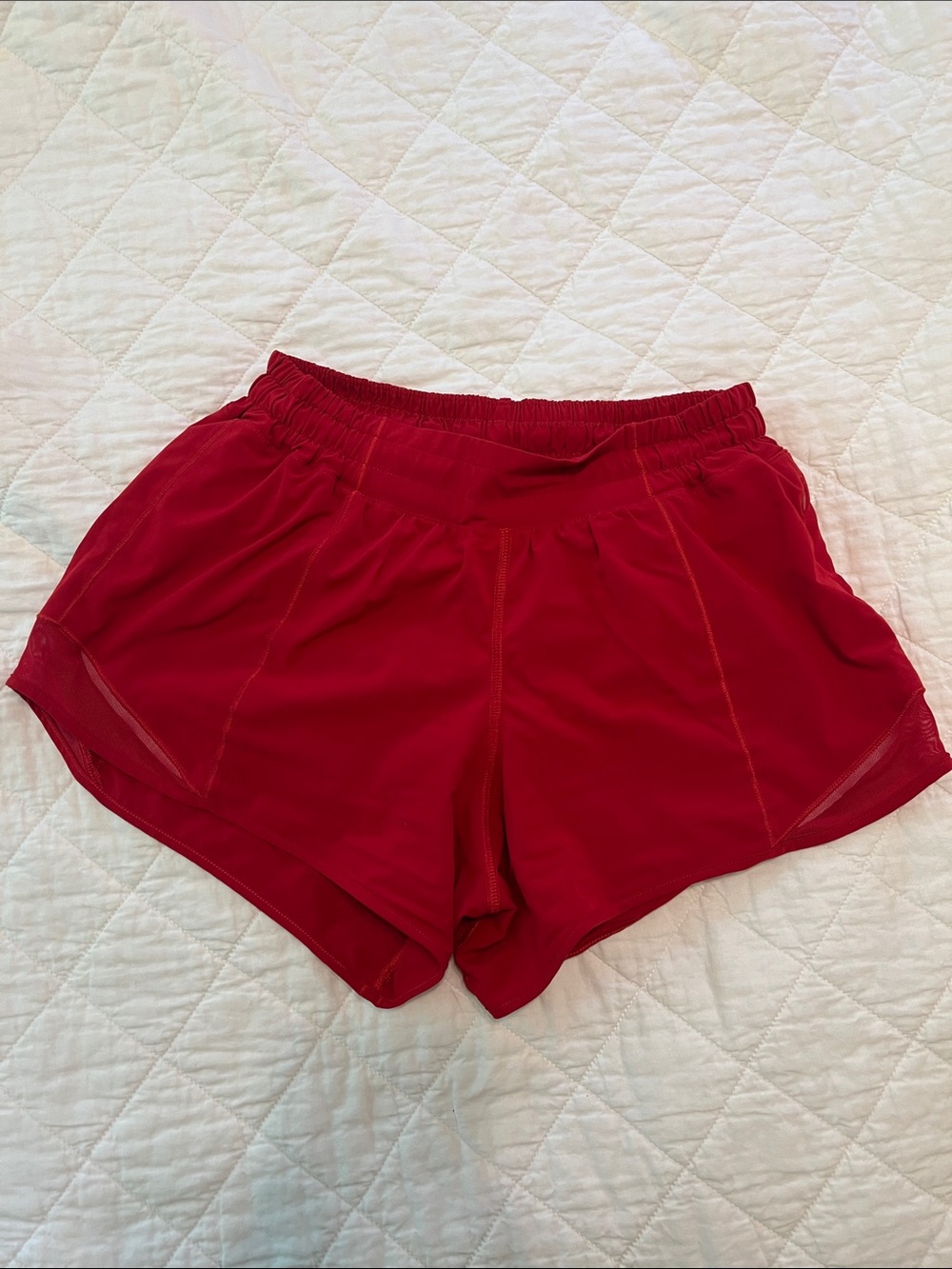 lululemon athletica Women's Red Athletic Shorts Low rise 4 inch